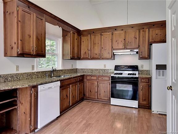 4th image of 3005 W Tiverton
