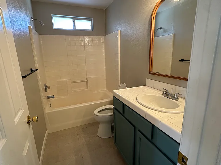 11680 Verbena Dr — Photo 2