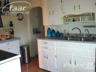 2nd image of 212 Cogshall St