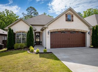 7 Piper Ln, Little Rock, AR 72223