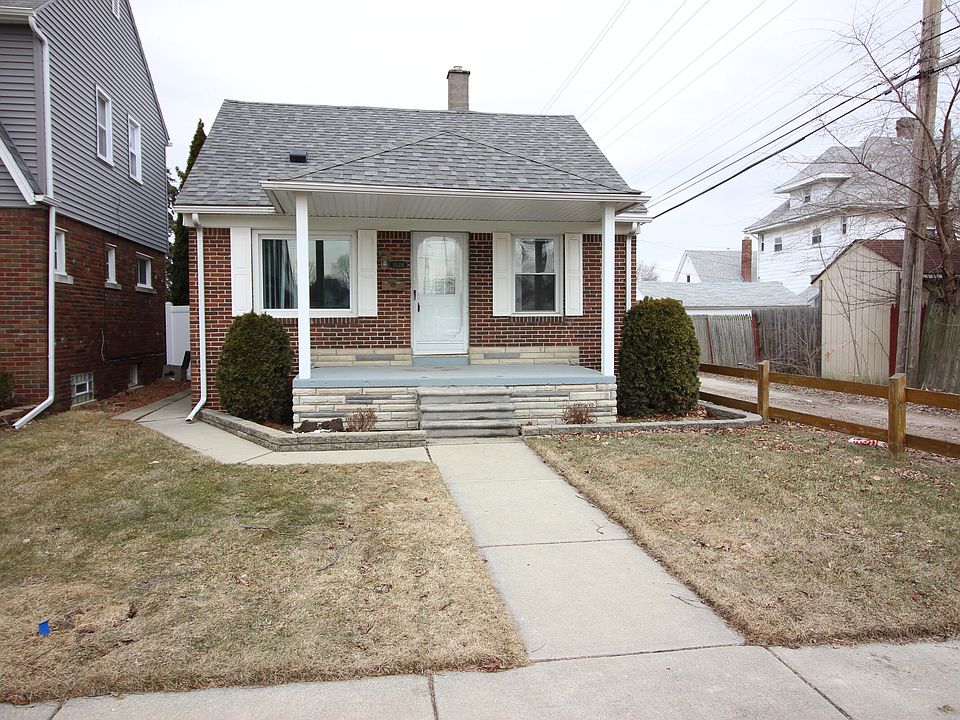 1st image of 1028 Mollno St