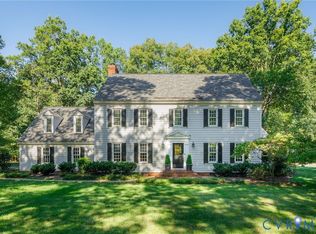 2100 Heathland Dr, Midlothian, VA 23113
