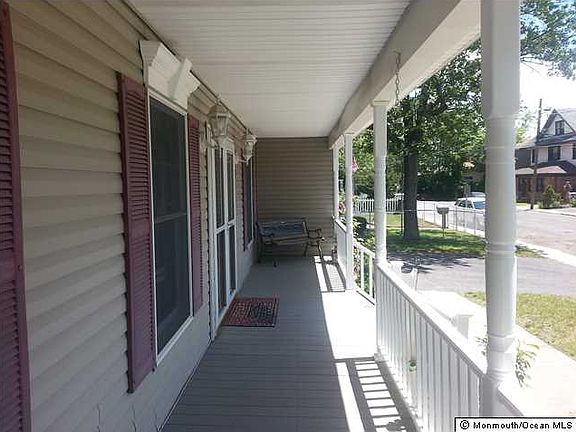 3rd image of 11 Maplewood Ave