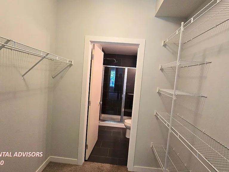 10611 117th St NW #101 — Photo 13