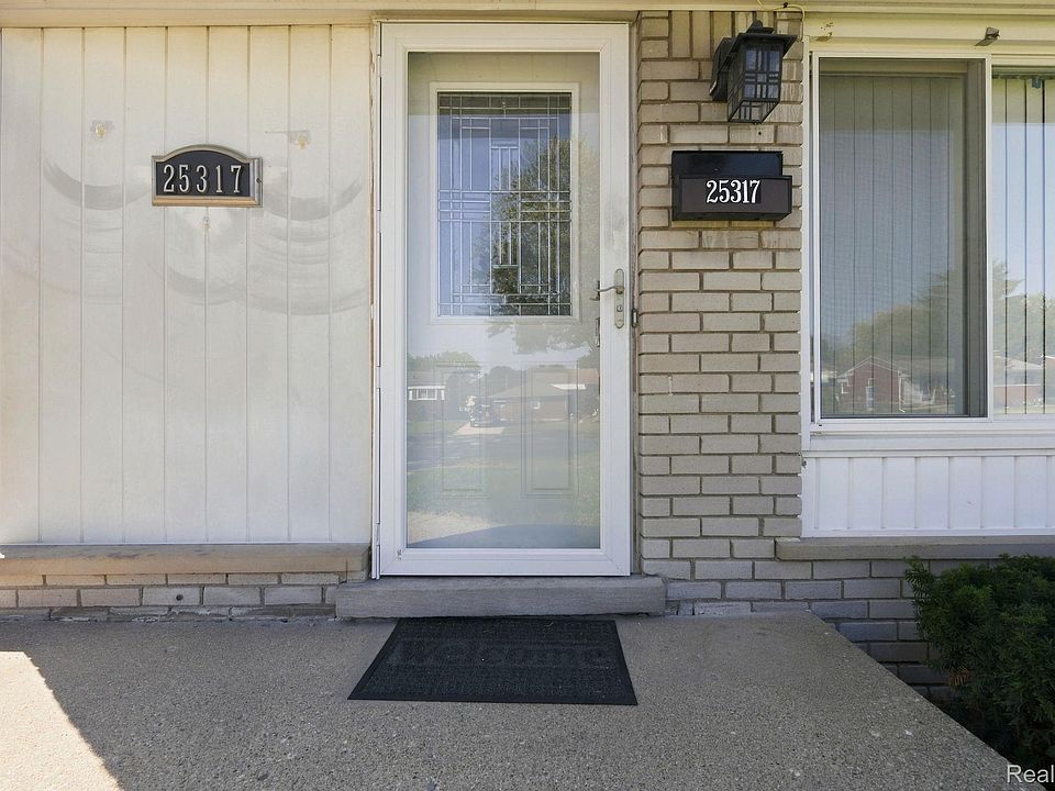 25317 Wagner Ave, photo 5