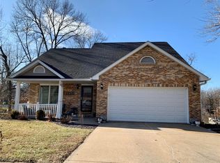 20 Concord Dr, Hannibal, MO 63401