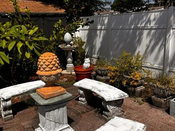 Outdoor Sitting Area