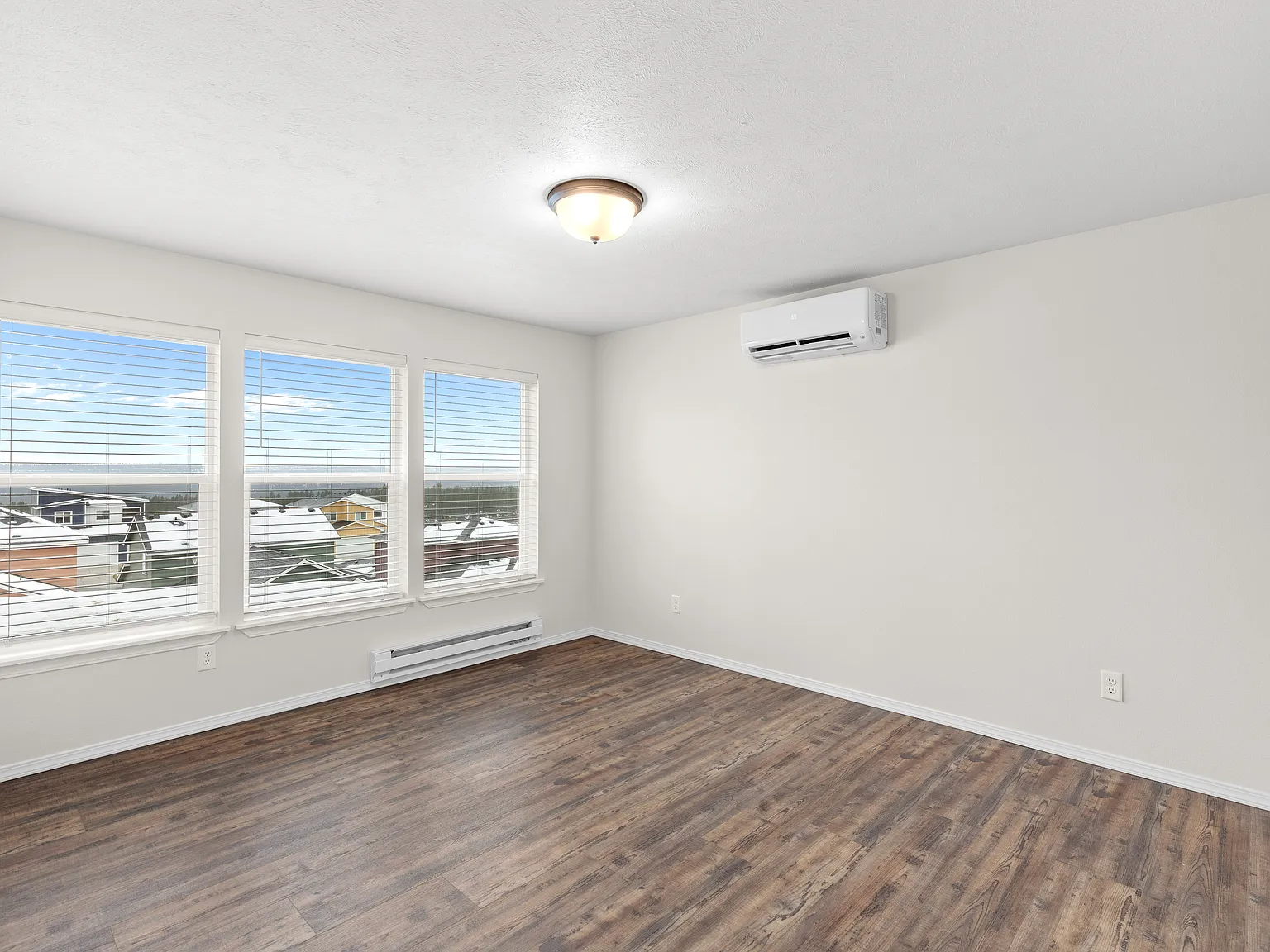 1 bed, 614 sqft, $1,321 — Photo 2