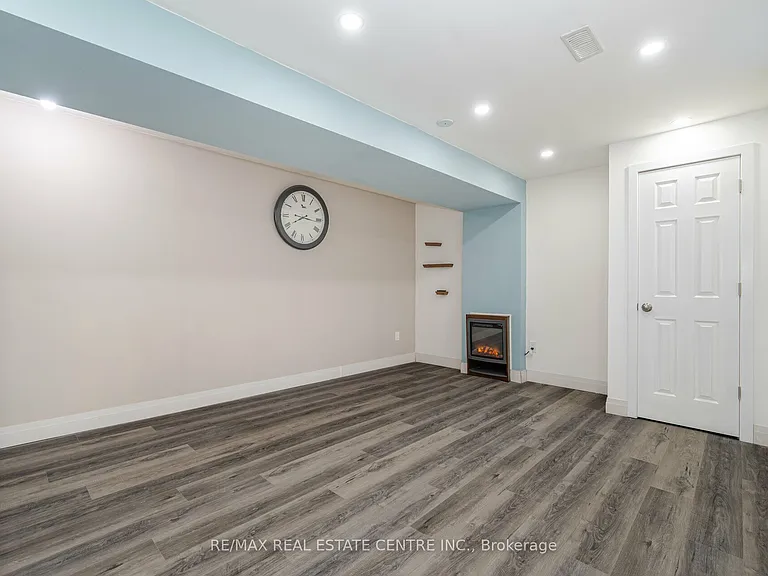 177 N Park Blvd — Photo 8