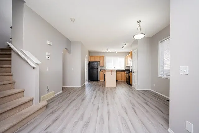35 Everglen Mnr SW — Photo 7