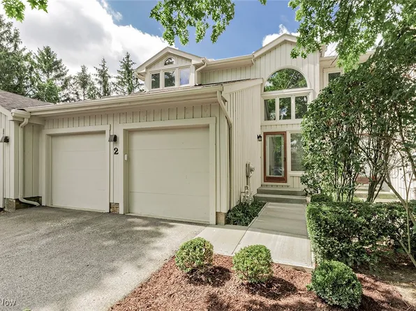2 Bordeaux Ln, Beachwood, OH 44122