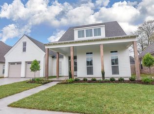 109 Stoney Shadow Dr, Lafayette, LA 70508