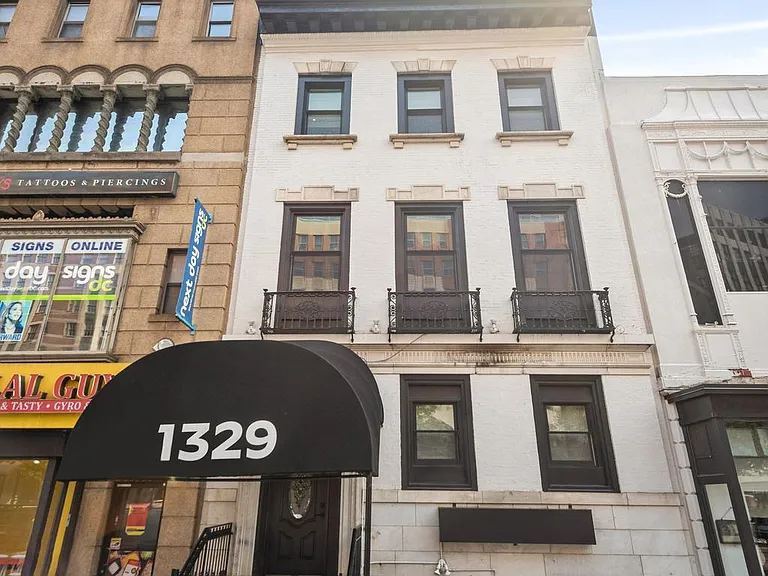 1329 Connecticut Ave NW #201 — Photo 2