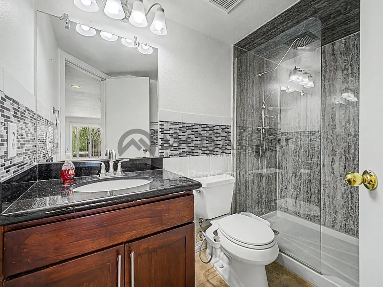 820 N Granada Dr — Photo 26