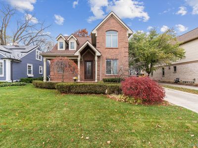 499 Bennaville Ave, Birmingham, MI, 48009