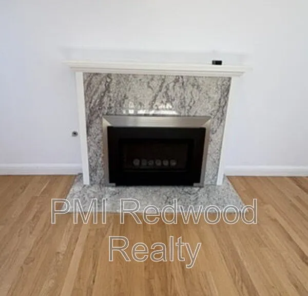 855 15th Ave — Photo 41