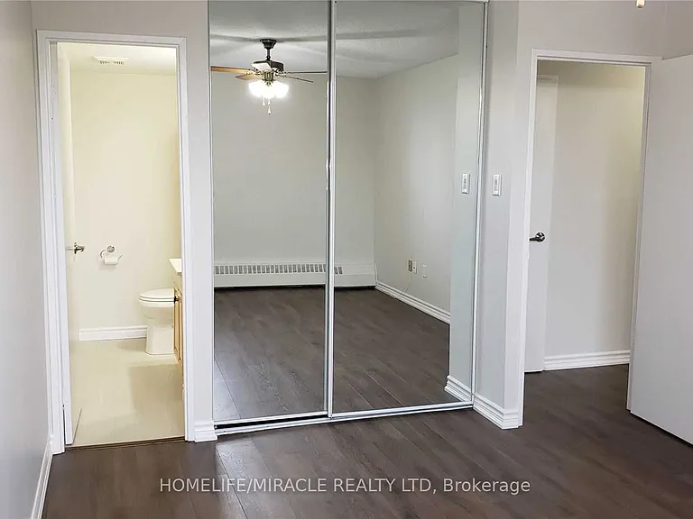 1625 Bloor St E — Photo 22