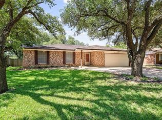 315 Borderbrook Dr, Bryan, TX 77801