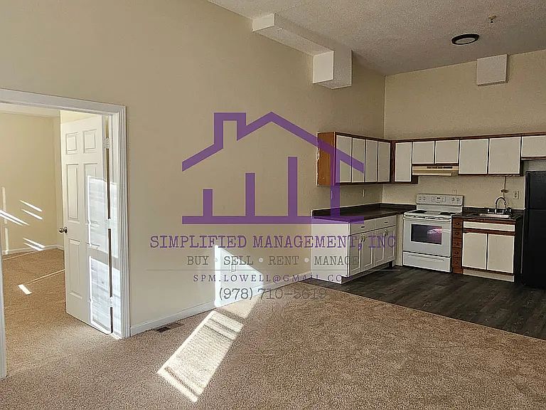 1st image of 62 Green St #105