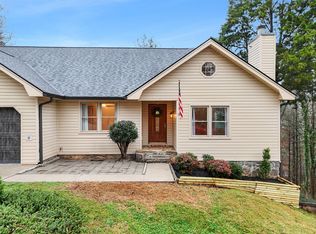 6400 Ridge Lake Rd, Hixson, TN 37343