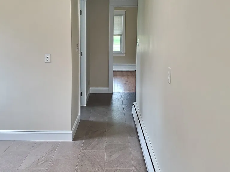 846 Pleasant St — Photo 11