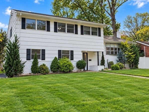 511 Gallows Hill Rd