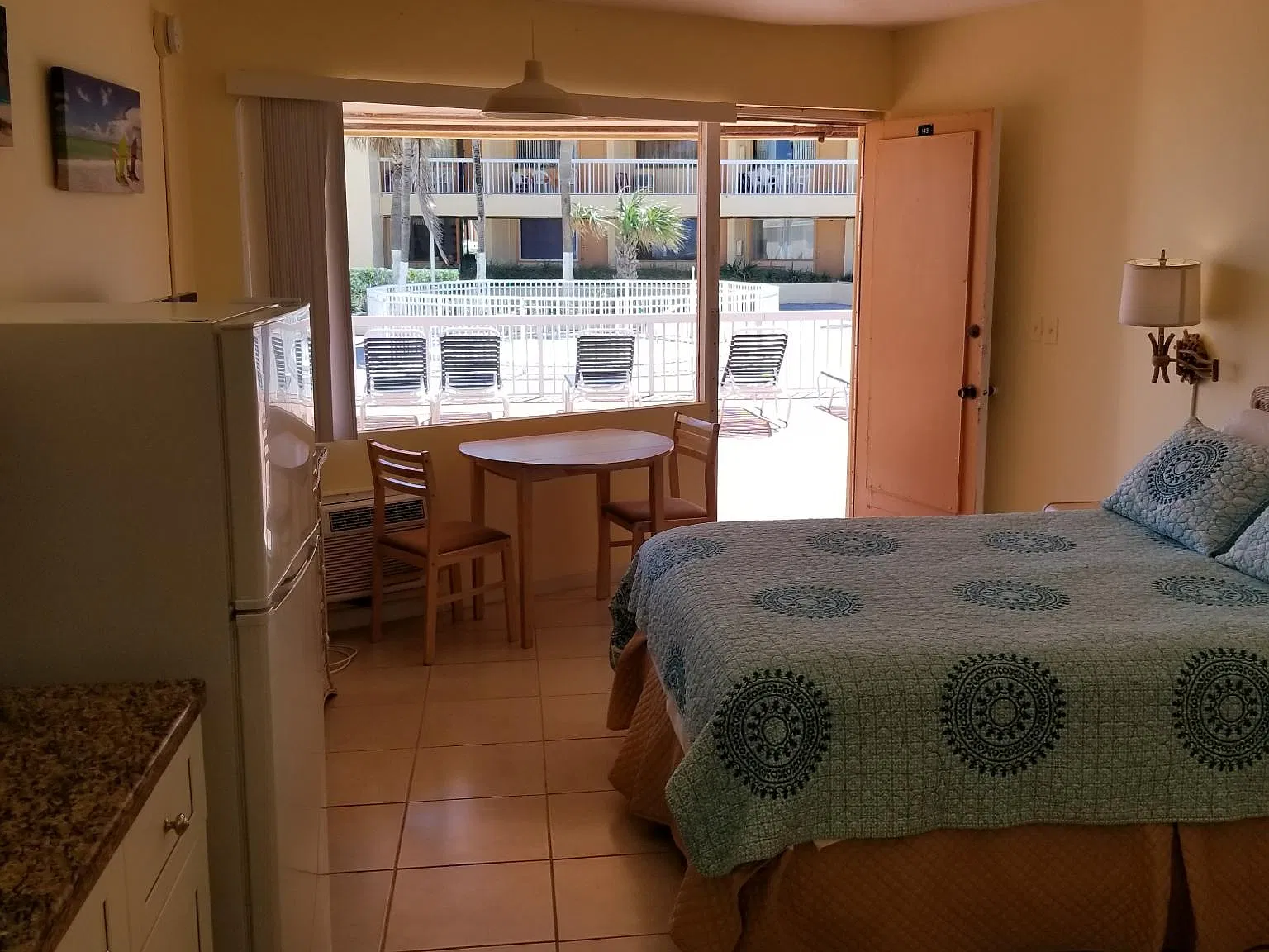 18335 Collins Ave — Photo 3