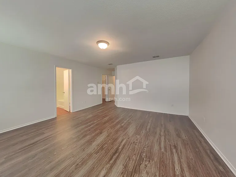 4229 Golden Horn Ln — Photo 11