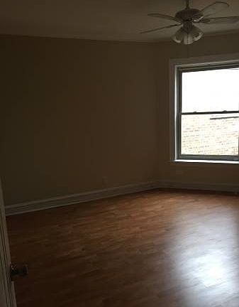 4th image of 5645 N Christiana Ave APT 3