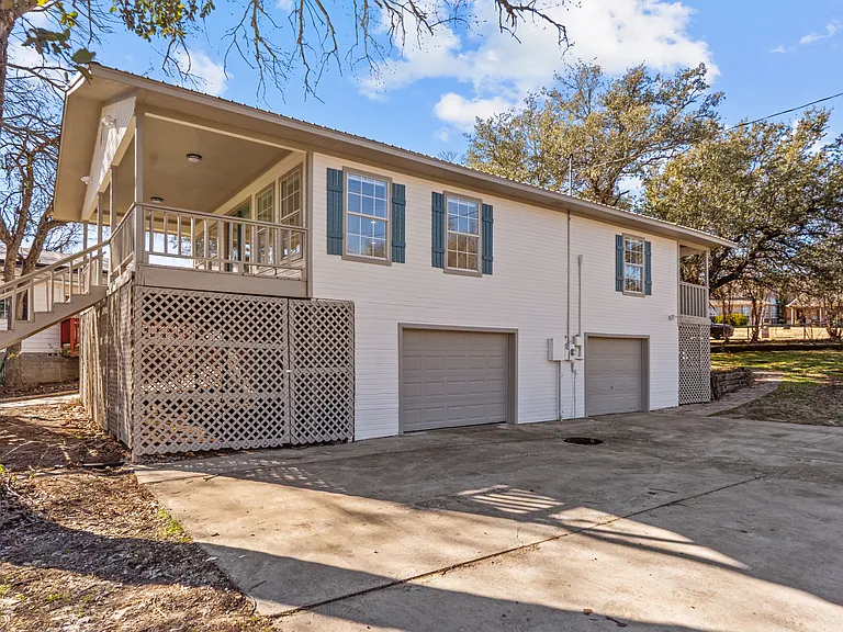 1701 E Lake Dr — Photo 23
