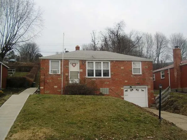 319 Bost Dr, West Mifflin, PA 15122
