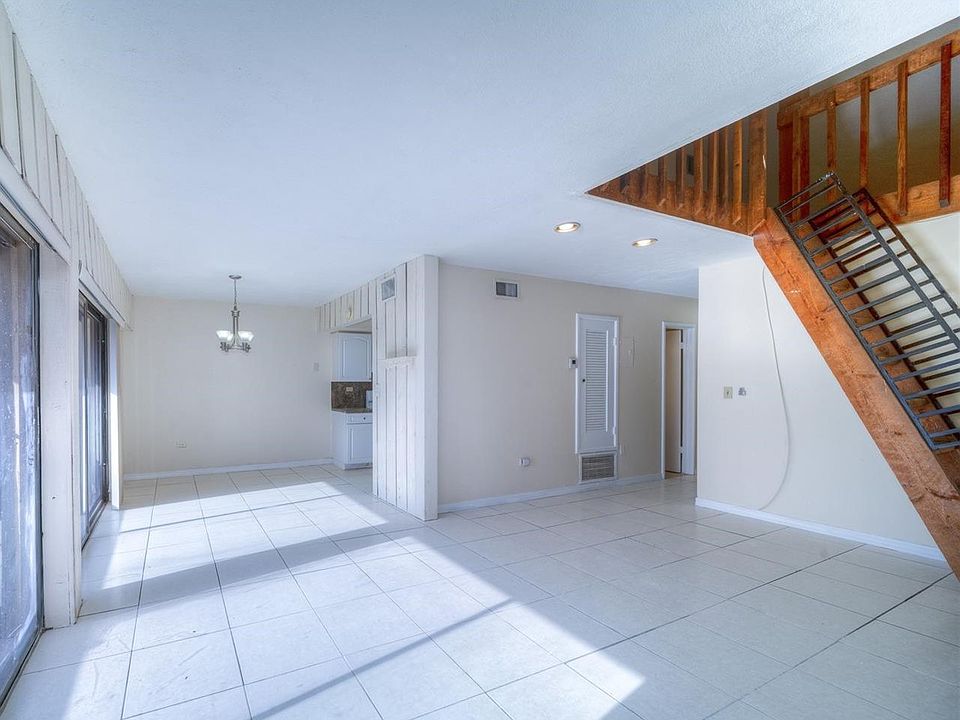 1st image of 8336 N Missionwood Cir #D-22
