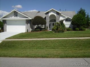 6135 N Misty Oak Ter, Beverly Hills, FL 34465