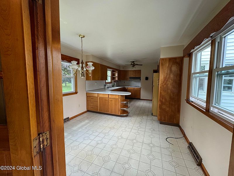 5th image of 1315 Township Road