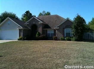 993 E Broadview Dr, Fayetteville, AR 72703