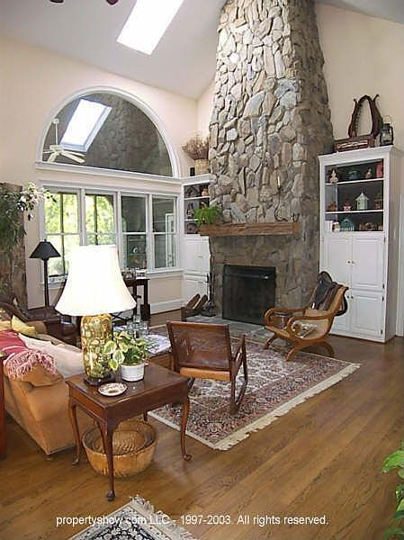 2nd image of 120 Country Club Dr