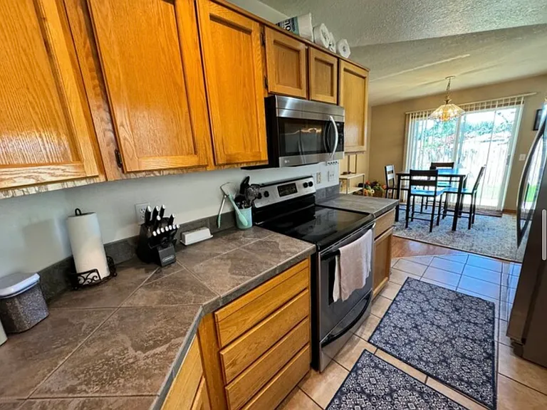 SW Trachsel Dr — Photo 14