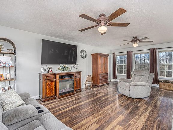 5th image of 4173 Scarlett Dr