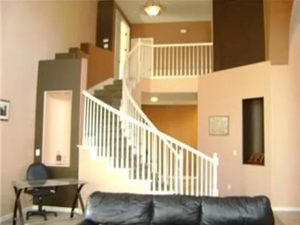 3174 Sparrow Dr, Sacramento, CA 95834