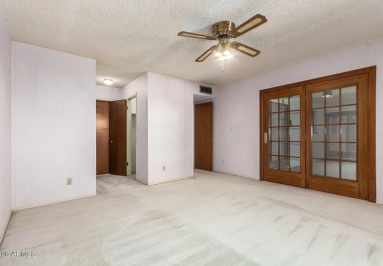 650 E Malibu Dr — Photo 23