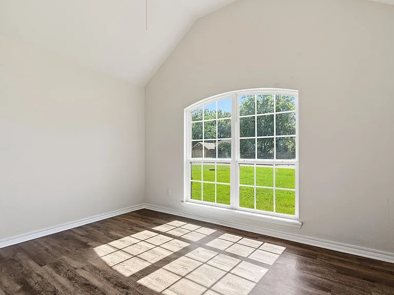 25620 Briar Dr — Photo 14