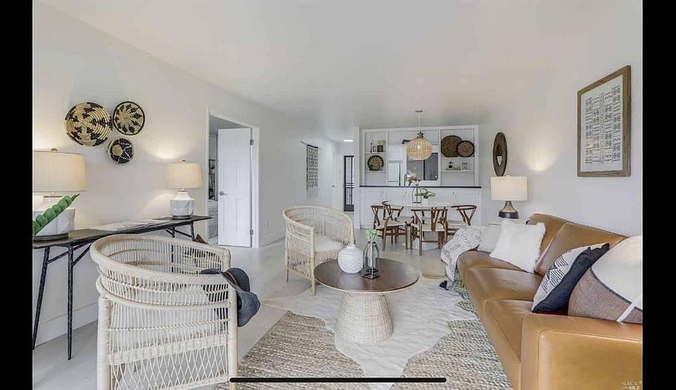 1st image of 835 Via Casitas