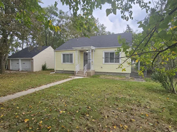 153 Hovey St, Gary, IN 46406