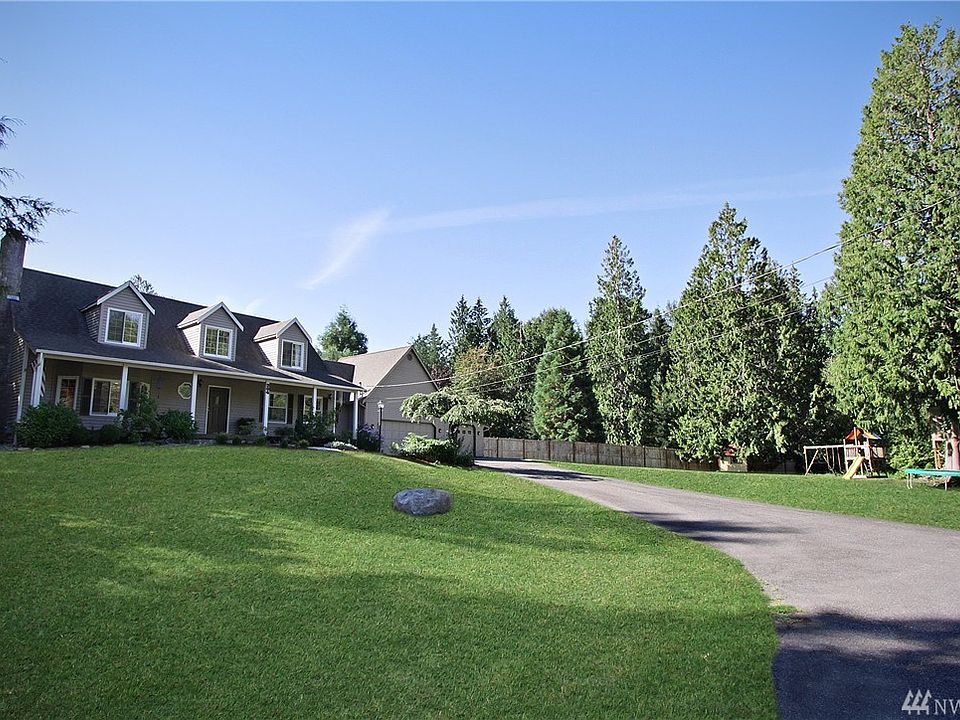 1st image of 304 135th Ave SE