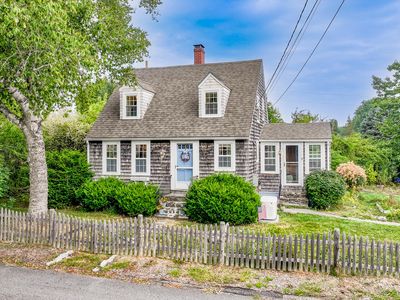 19 Lawn Avenue, Rockland, ME, 04841
