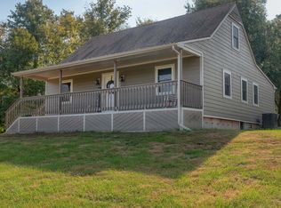 413 E Haney Rd, Carbondale, IL 62901