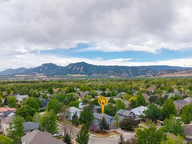 Enjoy easy access to nearby parks, trails, shopping, dining, and commuter routes while still feeling tucked away from the busier parts of town.