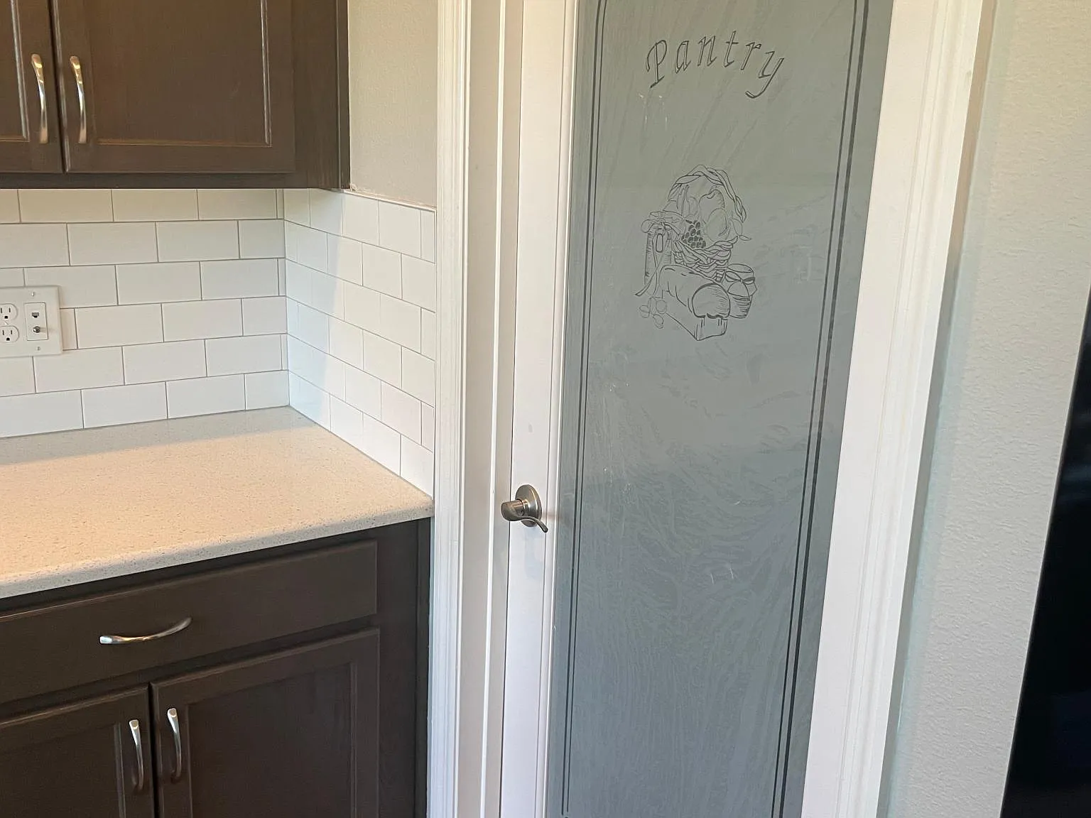 2408 Woods Way — Photo 3