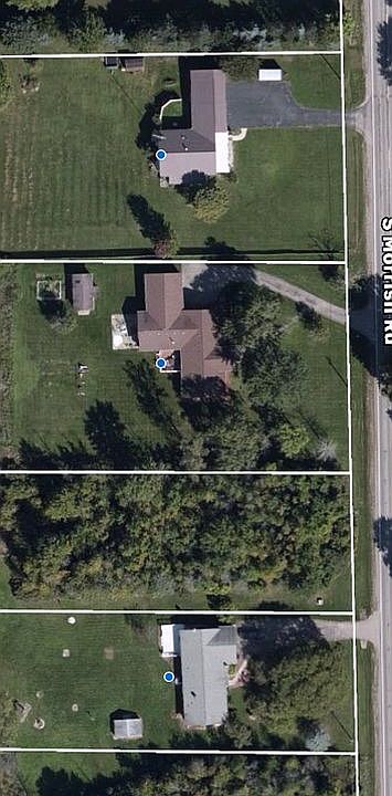 Beautiful Country Setting!