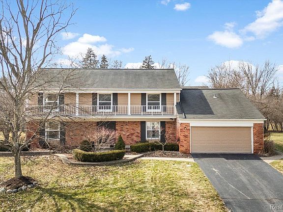 2nd image of 31065 Old Stage Rd